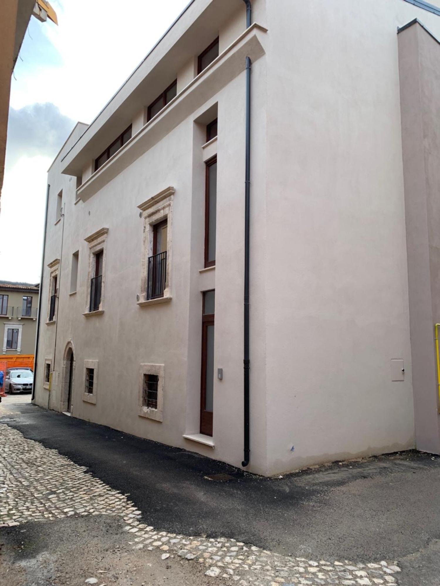 Habita Appartamenti Л'Акуила Экстерьер фото